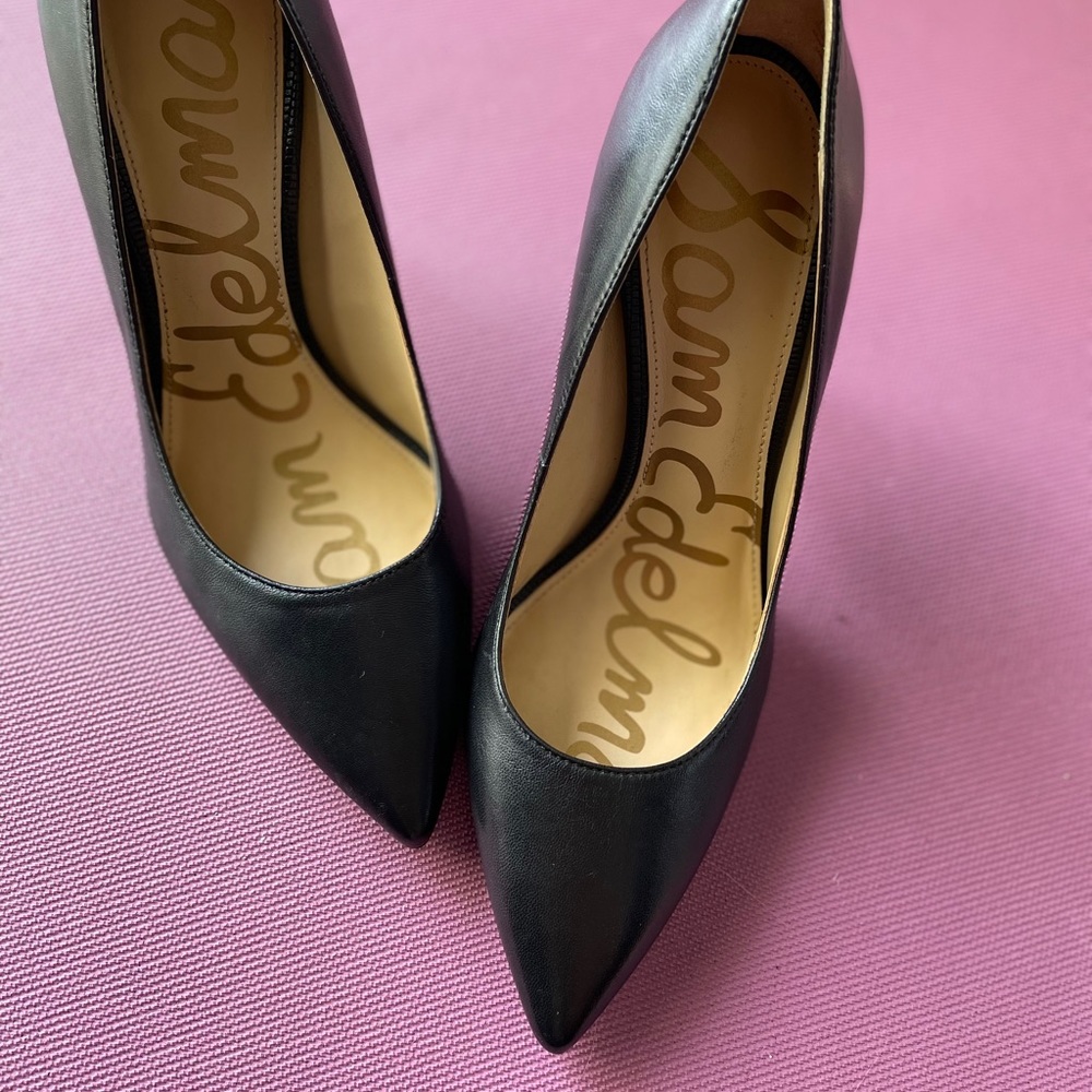 Sam Edelman pumps 5.5